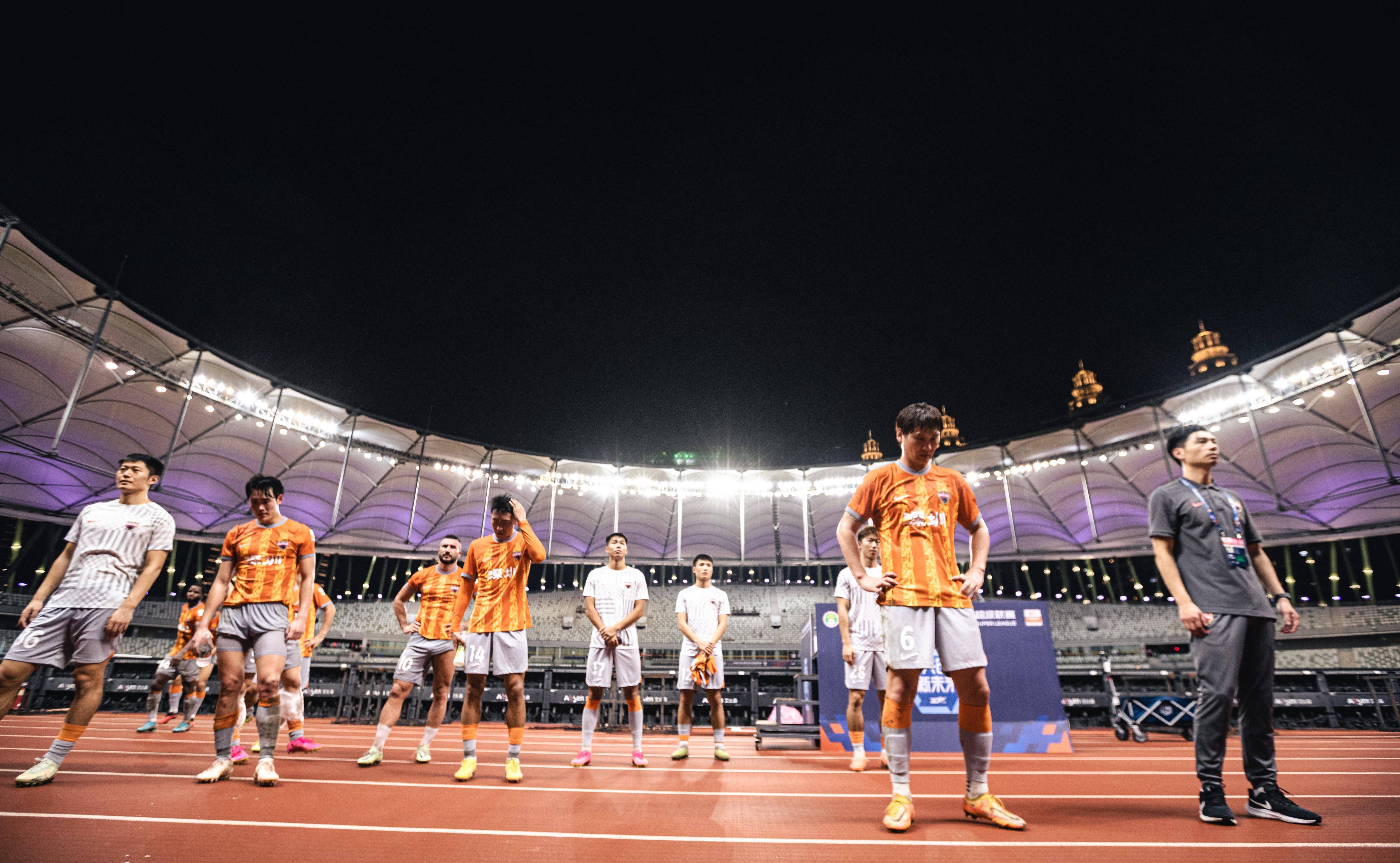 开云体育-包含中超今晨走向成谜；深圳队刷新队史纪录；令人意外；细节决定成败的词条