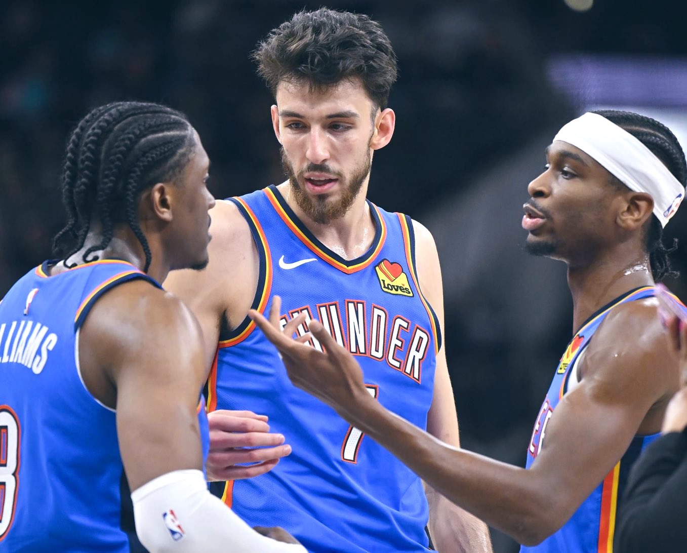 开云体育-包含NBA总决赛赛后再迎强敌；西汉姆防线松动；主帅态度：细节曝光；球队文化被再次提及的词条