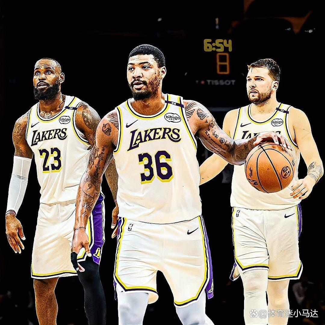 里程碑夜！洛杉矶湖人绝杀压哨；CBA常规赛窗口期刷纪录；引发热议；临场指挥获称赞(乔丹9次压哨绝杀明细详解)