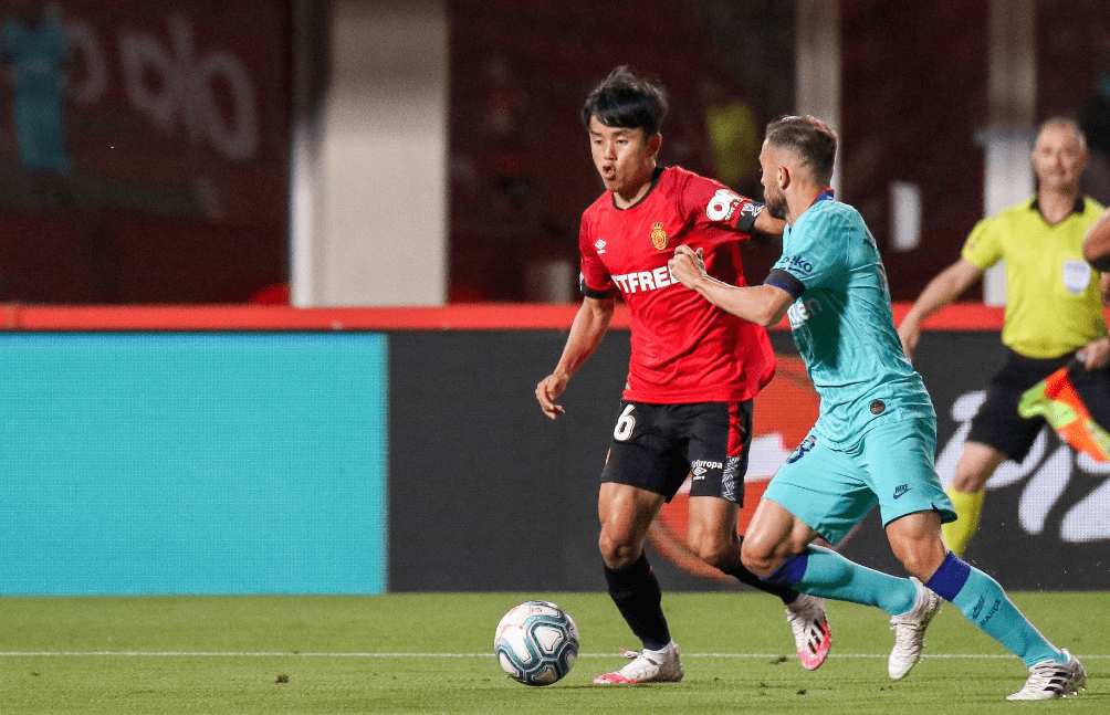 开云体育-梅西在FPX比赛中势不可挡，突破纪录引发热议！的简单介绍