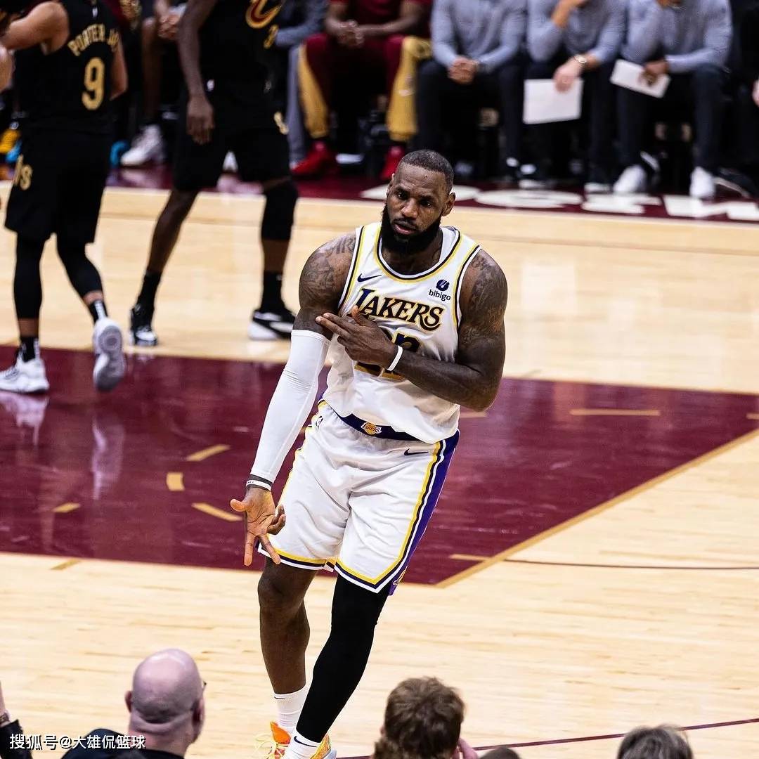 包含詹姆斯在独行侠比赛中精彩发挥,精彩发挥引发热议!的词条 包含詹姆斯在独行侠比赛中精彩发挥,精彩发挥引发热议!的词条