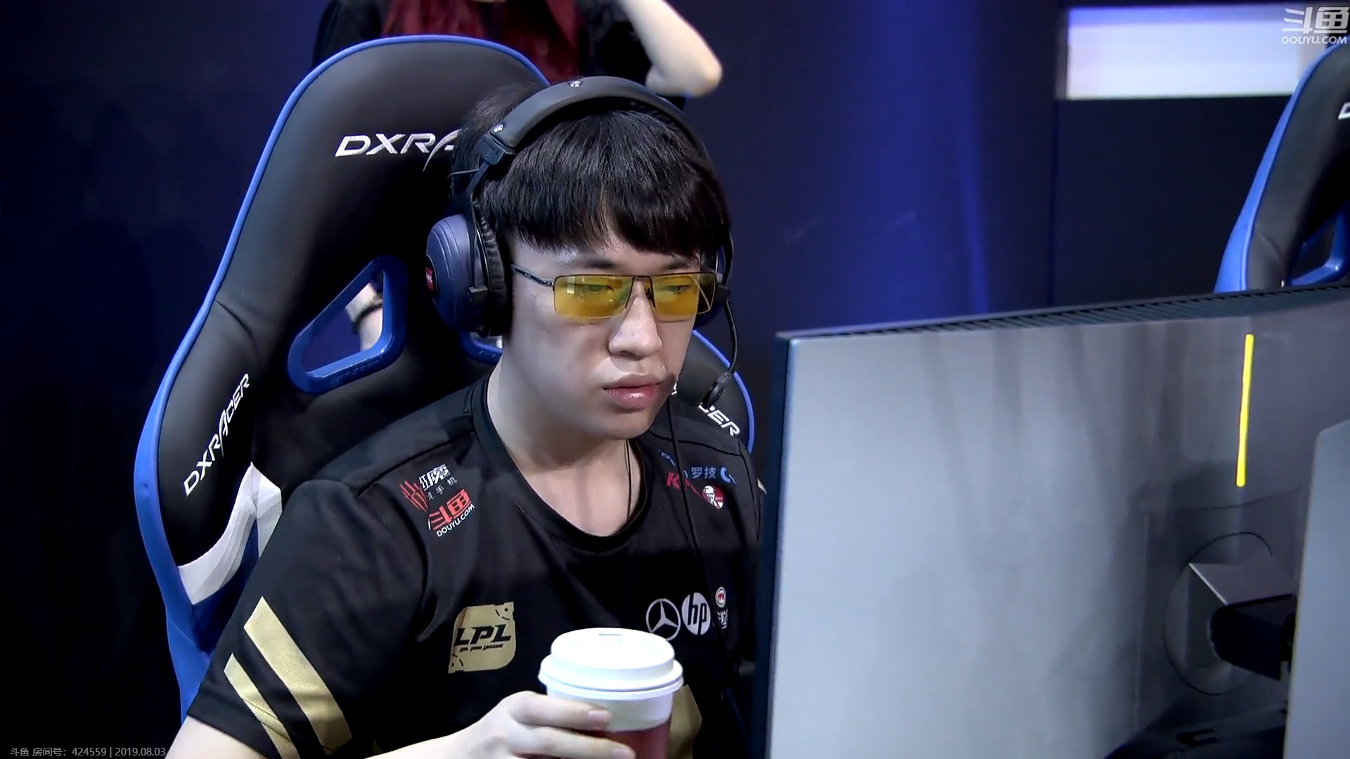 包含Uzi在瑞士队比赛中突破纪录，逆转引发热议！的词条